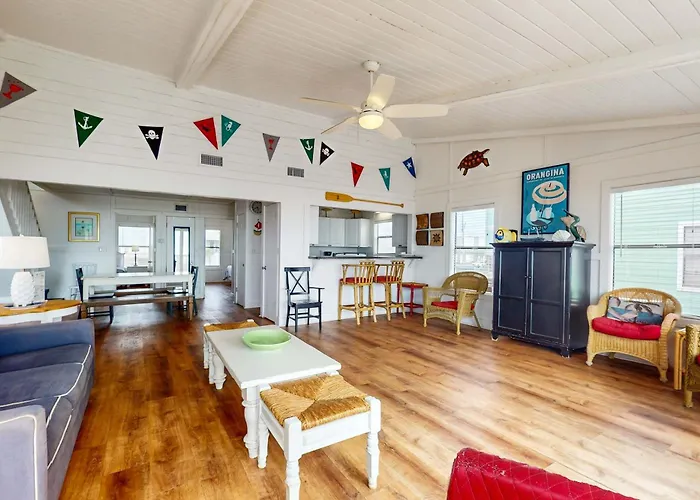 Holiday home Beachfront Daydream Hideaway W Panoramic Water Views & Gulf-front Deck Gulf Shores